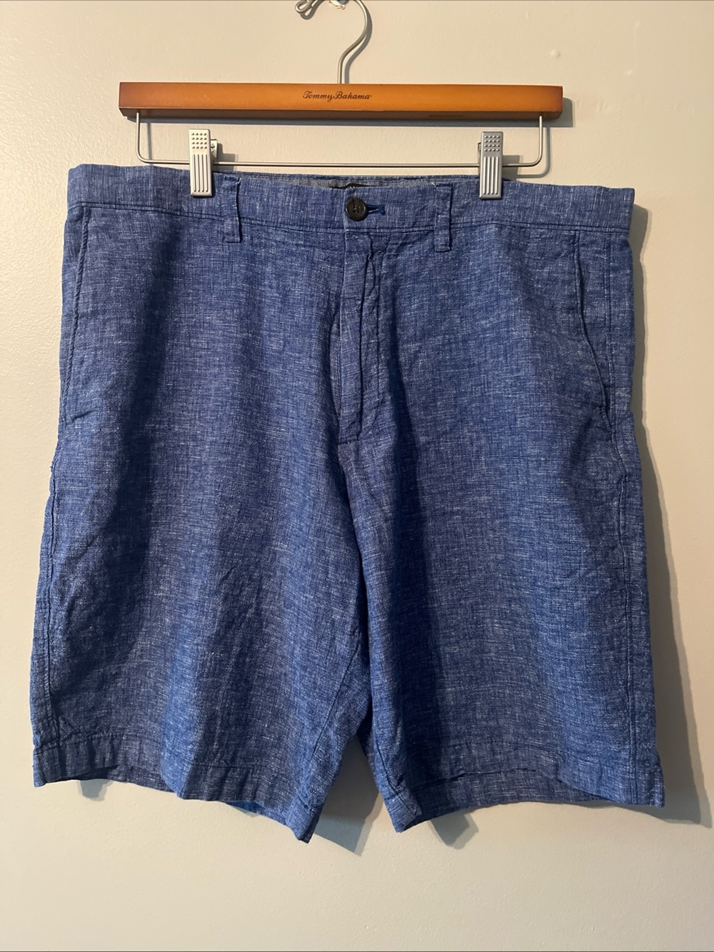 Men’s Banana Republic Blue linen And Cotton Blend Shorts Size 34 Chambray